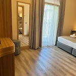 Hotel Ravi