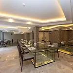 Hotel Ravi