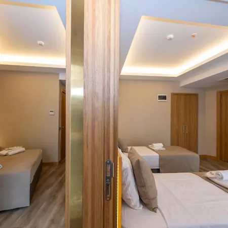 Ravi Hotel 3*