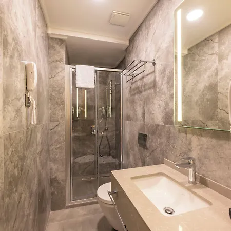 Ravi Hotel