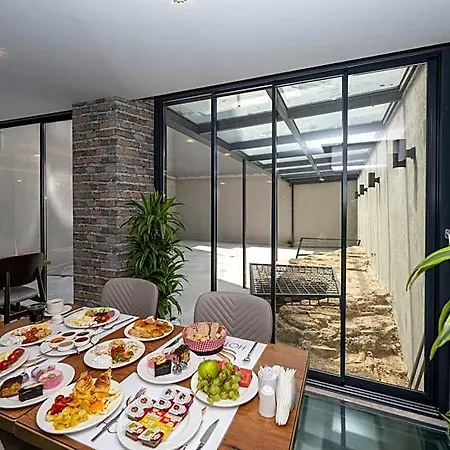 Hotel Ravi 3*