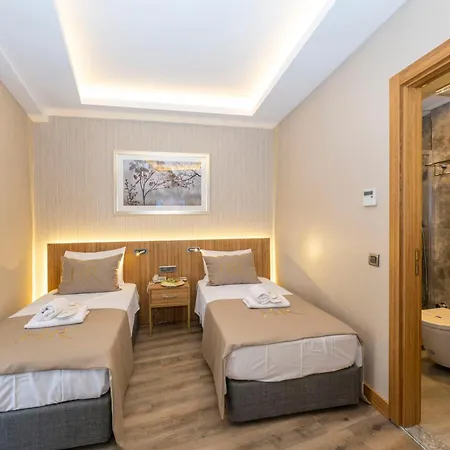 Ravi Hotel